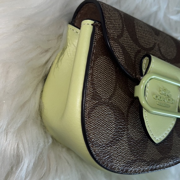 Coach Women's Outlet Morgan Card Case On A Chain In Signature Canvas - Picture 2 of 8